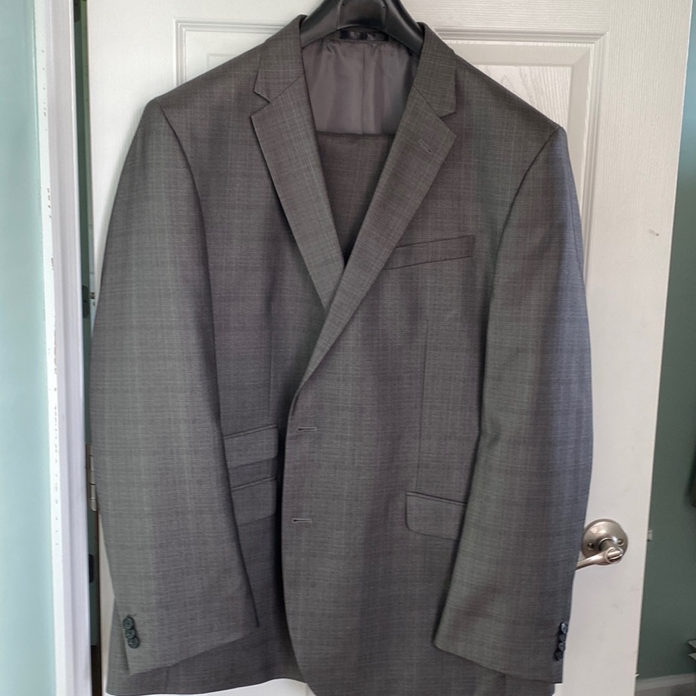 Kenneth Cole New York Men suit gray color